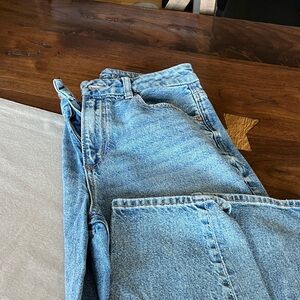 American Eagle Outfitters Light Blue Denim Jeans